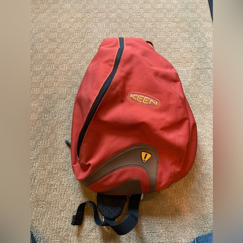 KEEN Hybrid Transport hiking backpack/purse